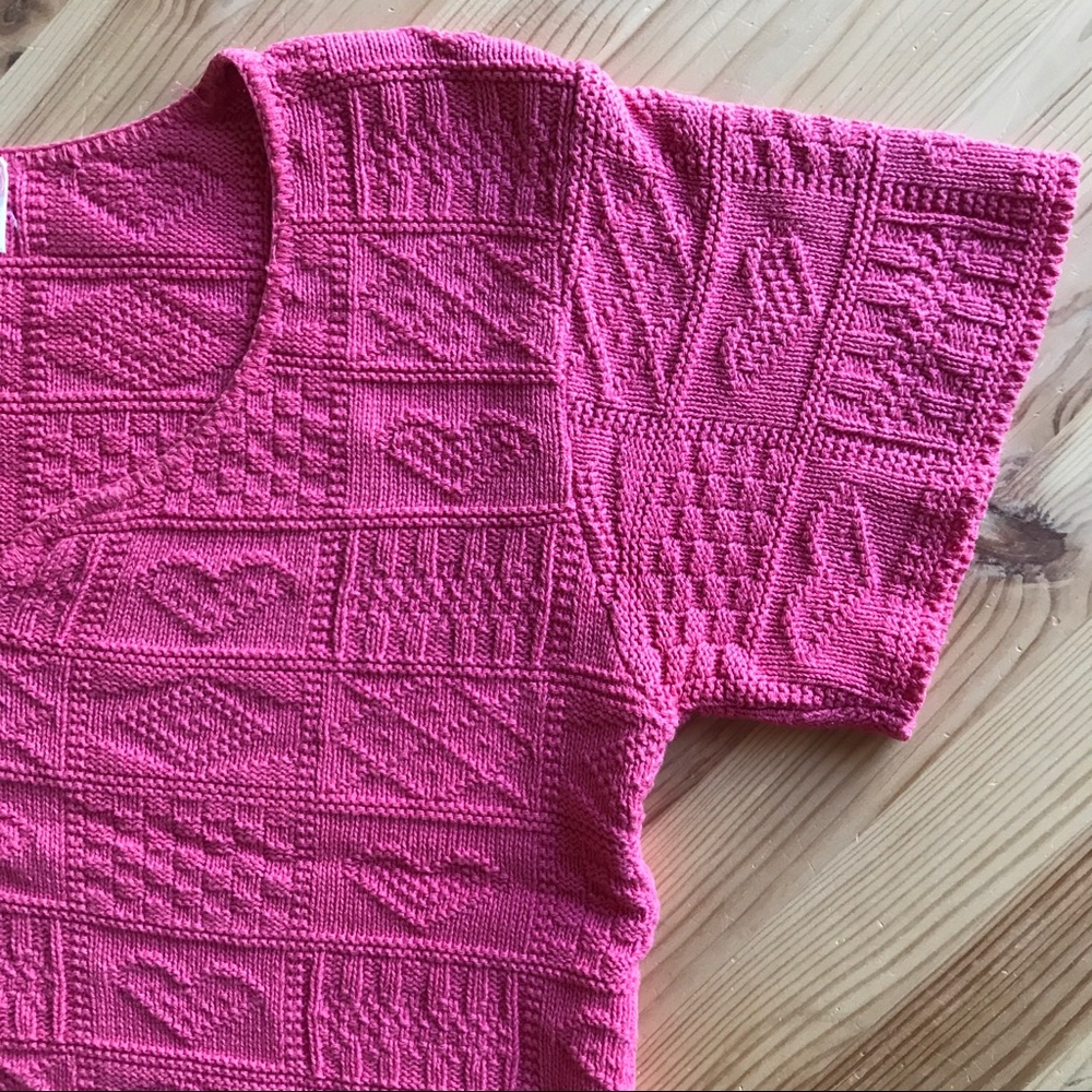 Vintage hearts pink crop top